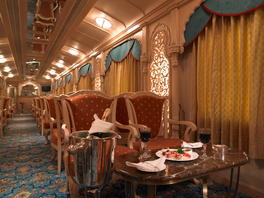 Golden Chariot luxury trains in Asia | SJourney