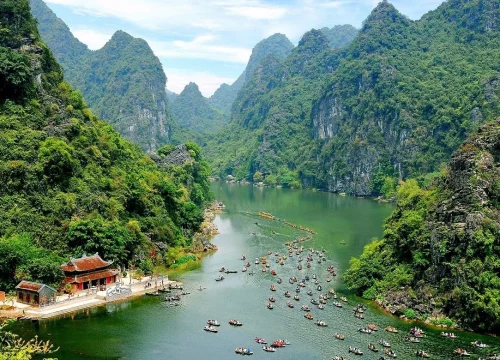 Trang An Vietnam: Unveiling Nature’s Hidden Masterpiece