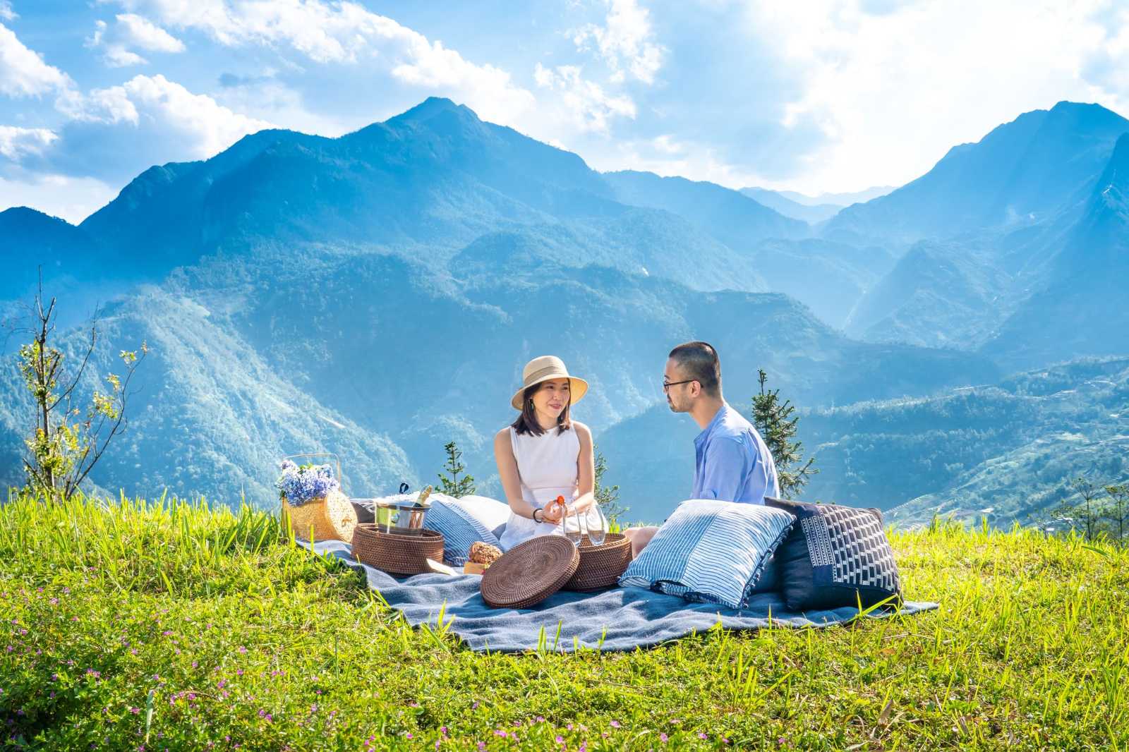 sapa Romantic picnic with guests sapa Romantic picnic with guests
