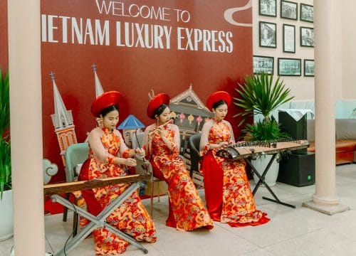 sjourney exclusive show