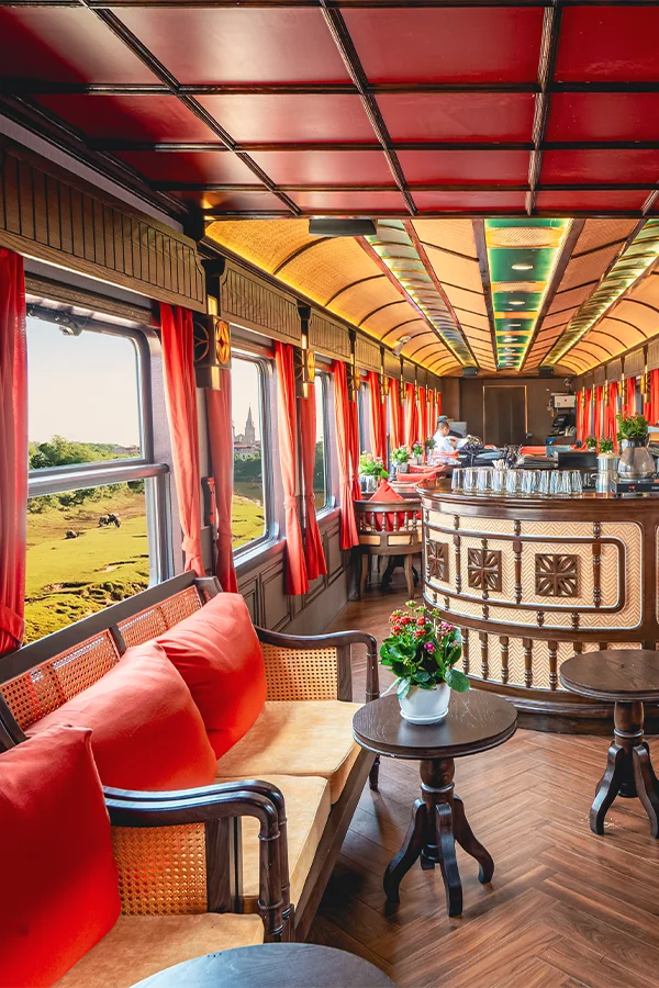 sjourney-bistro-car-03