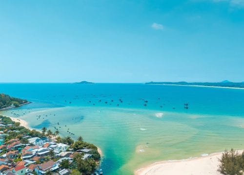 Phu Yen Private Tour by Train – A Voyage into Coastal Serenity