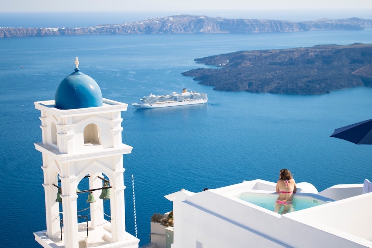 Luxury Solo Travel: A Helpful Guide for your First Solo Trip 1 luxury solo travel
