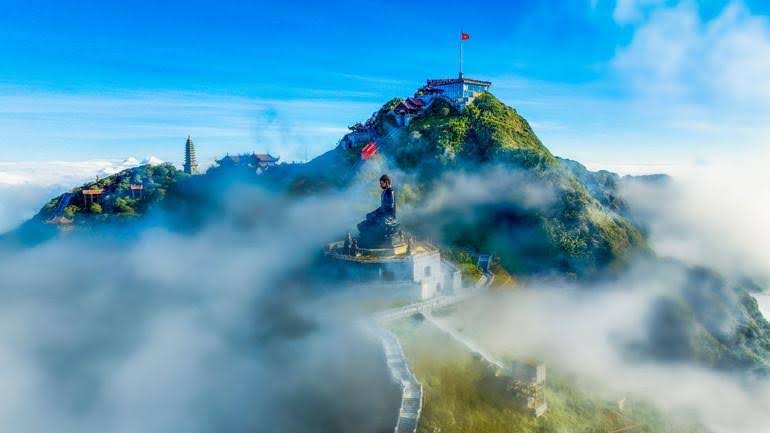Day 2 Sapa – Where Mountains Touch the Clouds