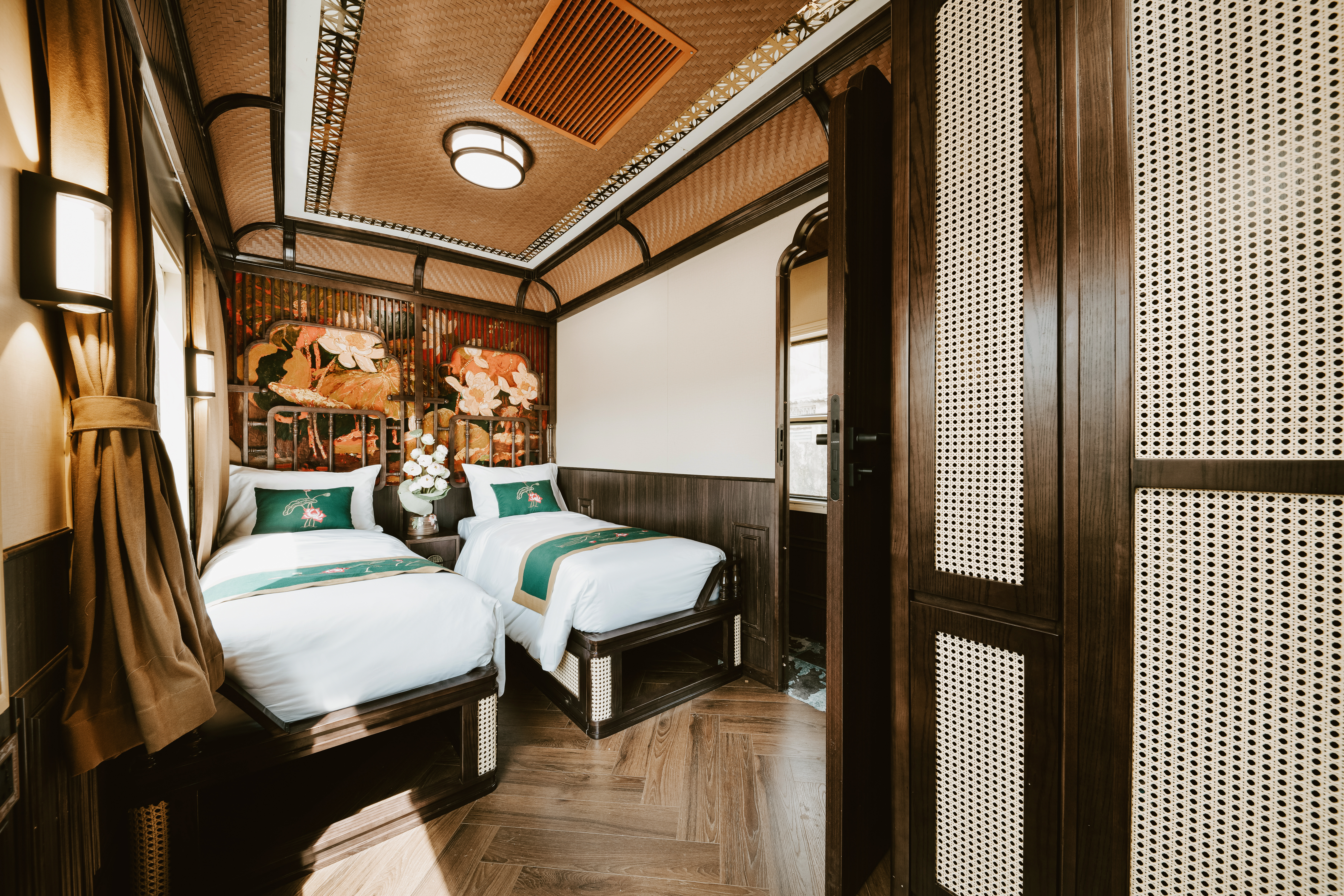 twin-cabin-1
