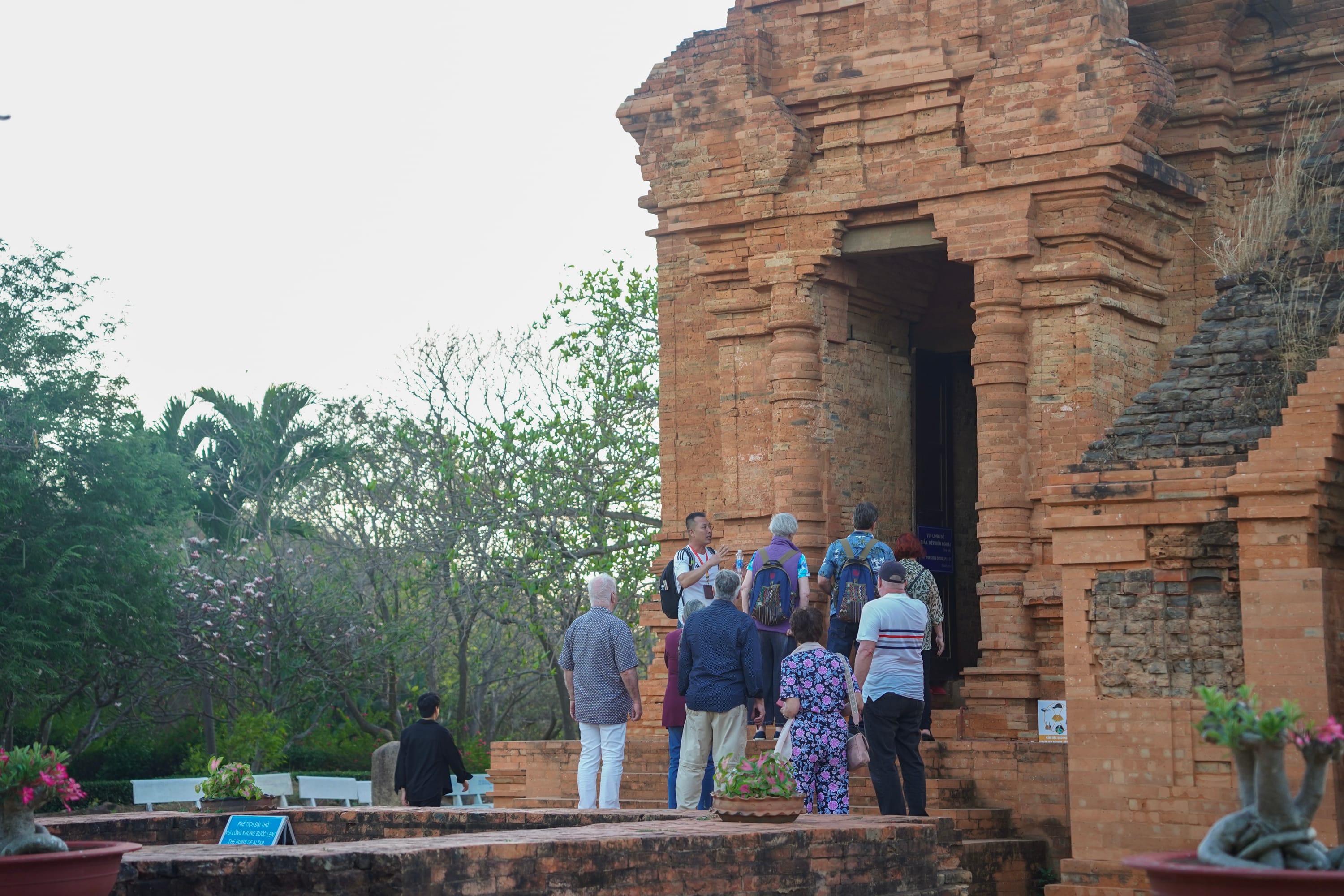 Exploring Phan Thiet Autumn: Weather and the Mid-Autumn Festival 4 phan thiet Cultural and Historical Sites