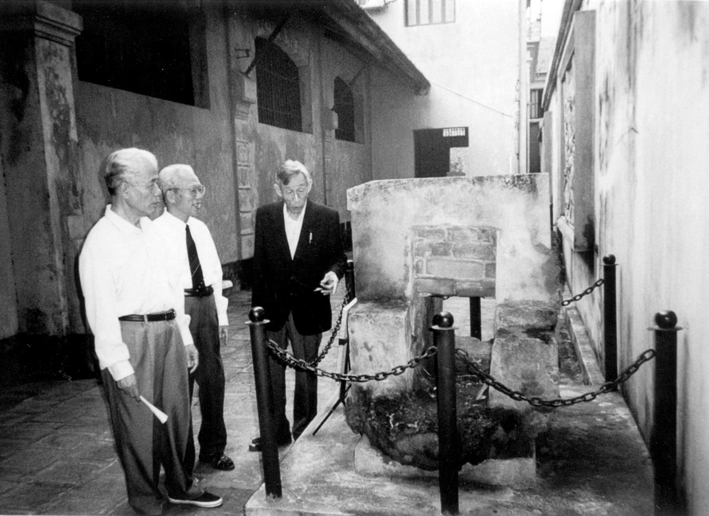 General Secretary Do Muoi and the historic prison break