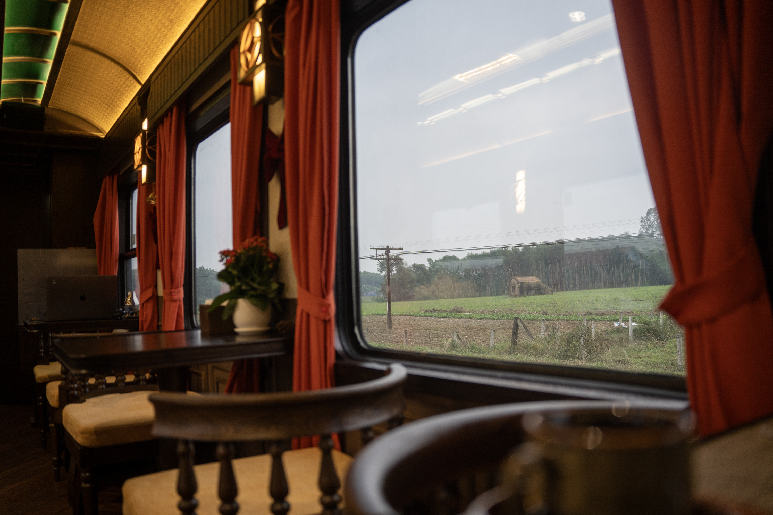 overnight-train-ho-chi-minh-to-hanoi