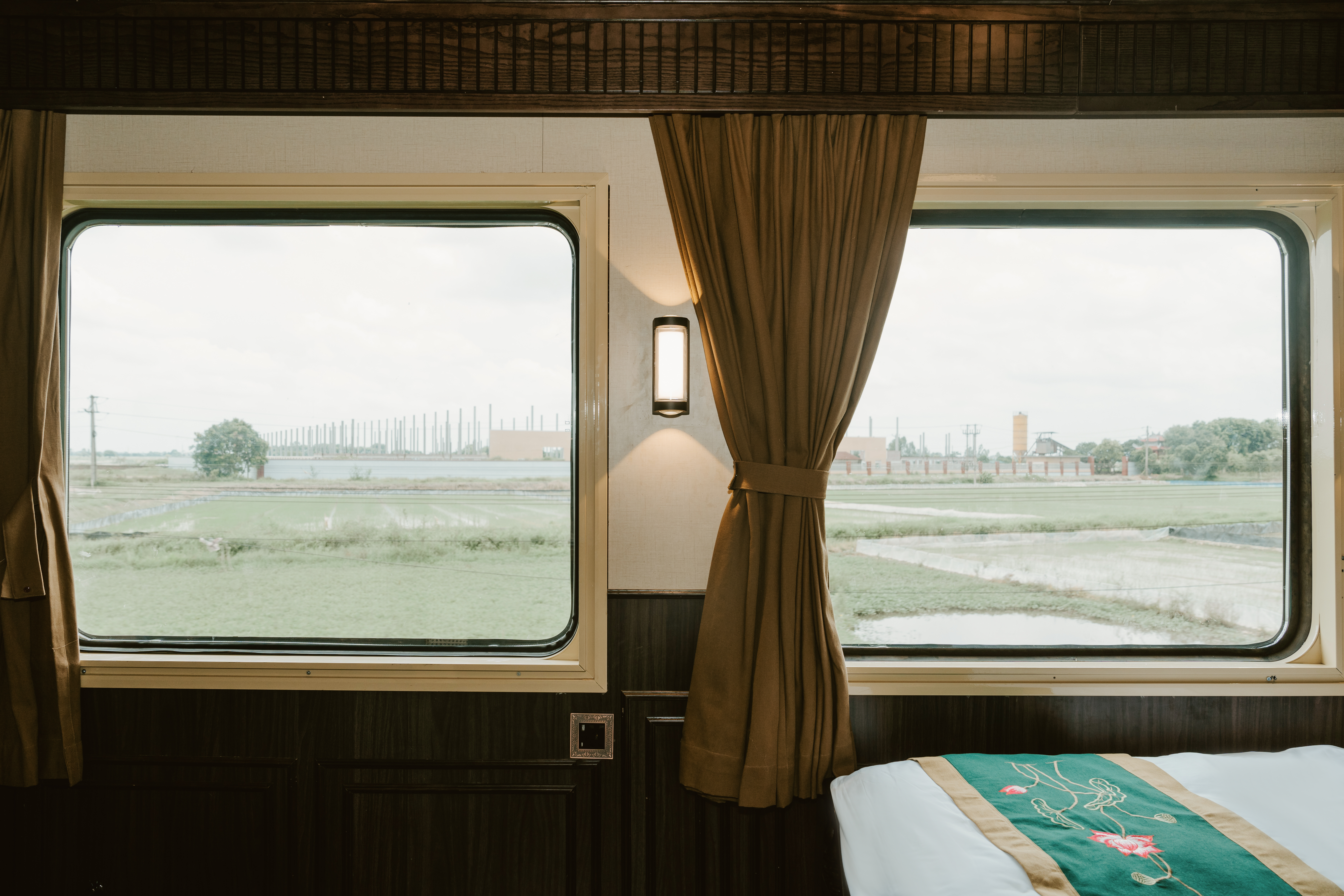 sjourney sleeper train