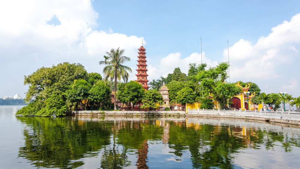 Tran Quoc Pagoda Hanoi 1000x565 1