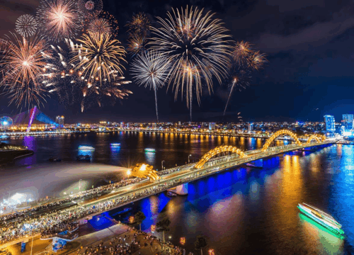 Dragon Bridge Da Nang: The Iconic Fire Show You Should Not Miss