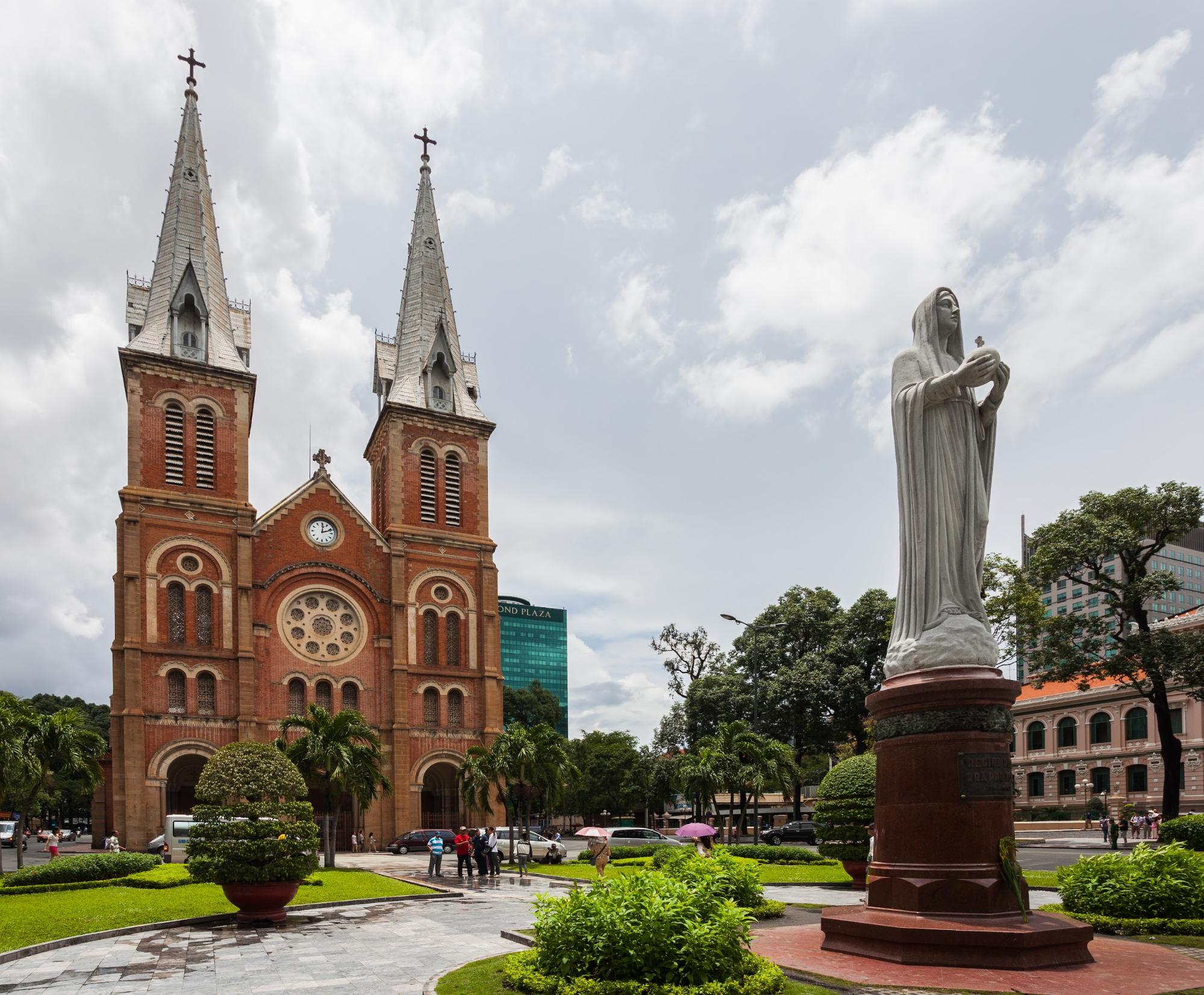 notre dame cathedral of saigon