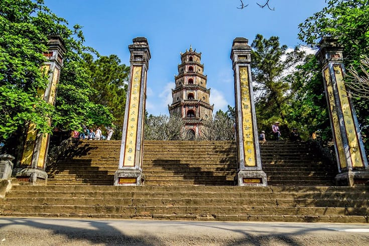 hue thien mu pagoda