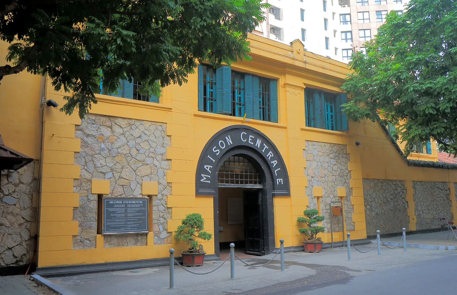 Hoa Lo Prison in Hanoi Vietnam | SJourney