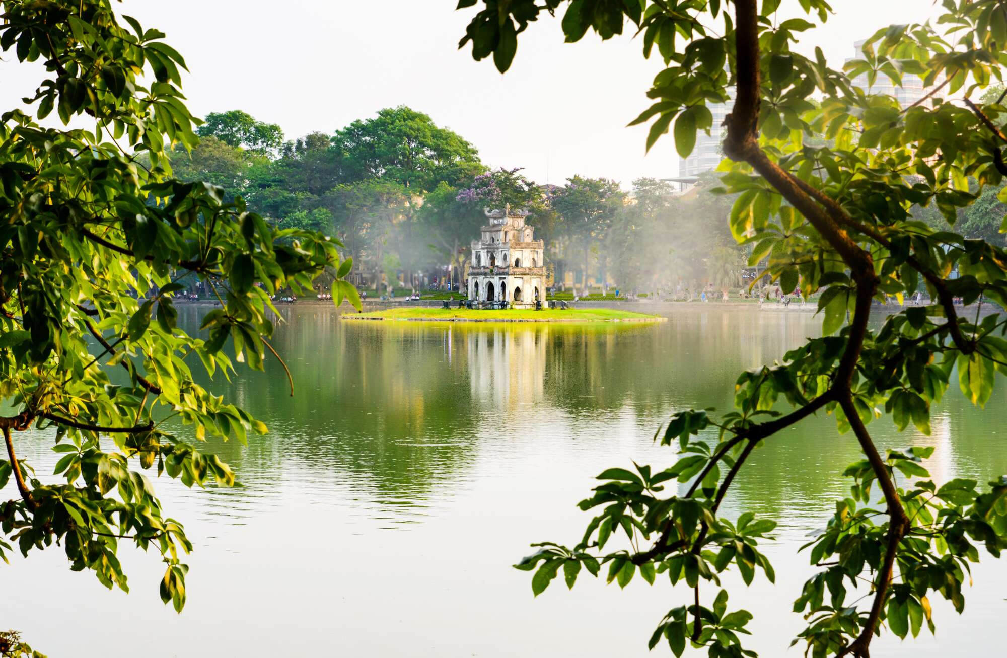 Hoan Kiem Lake thumb 1 | SJourney