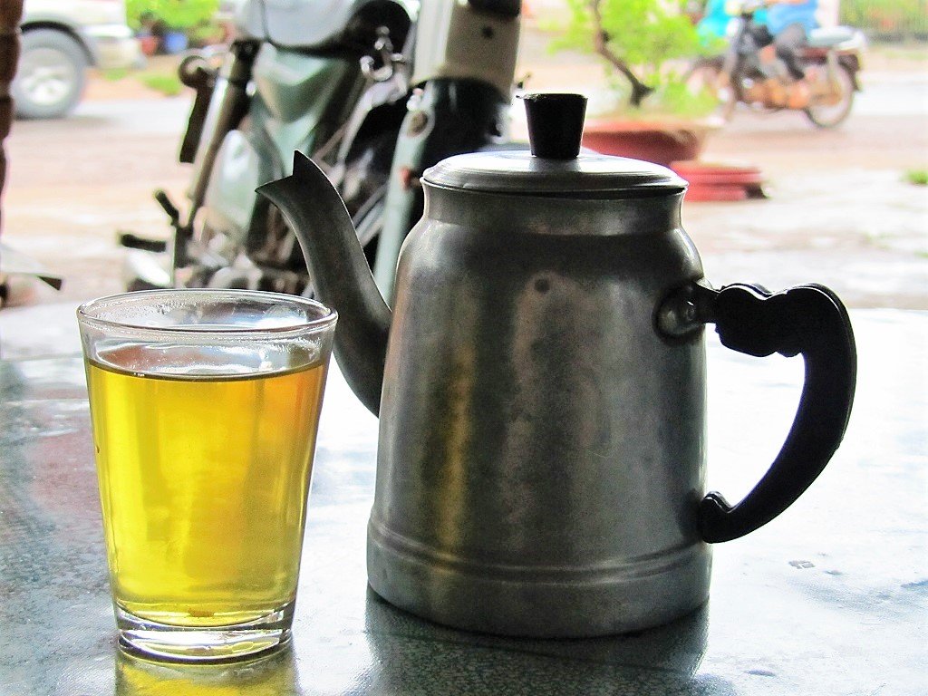 How to Make Vietnamese Iced Tea