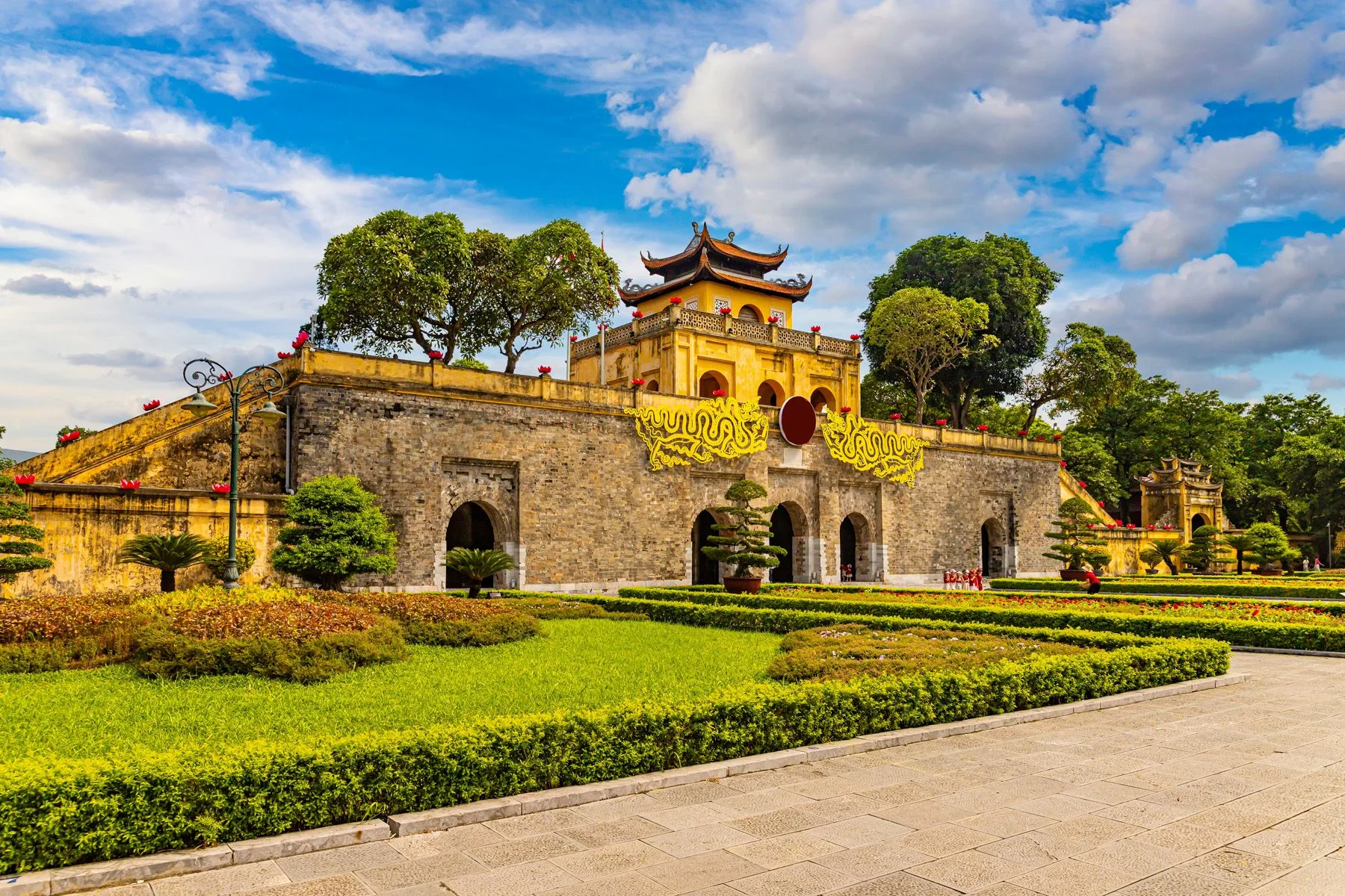 Exploring 7 Architectures in the Imperial Citadel of Thang Long 10 Imperial-Citadel-of-Thang-Long-2