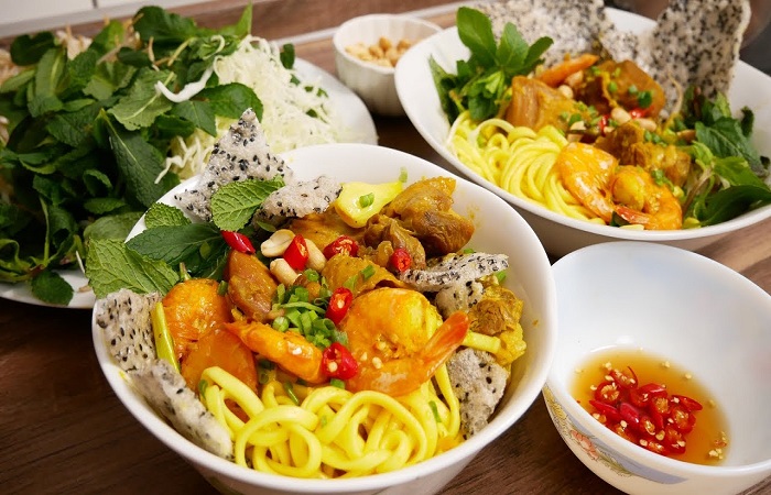 Mi quang (Quảng Style Noodle)