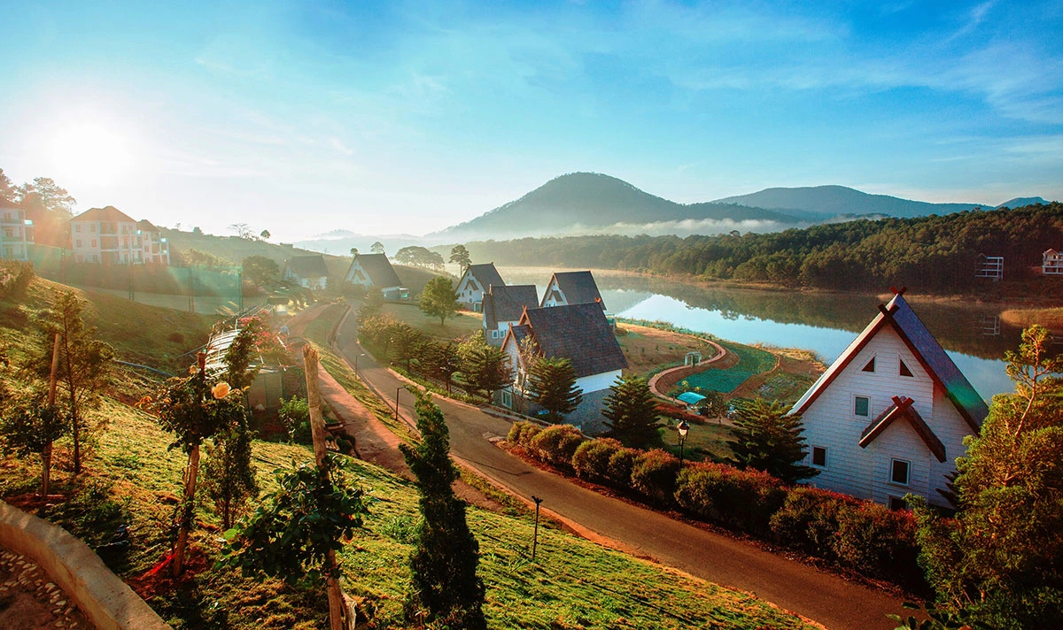 Romantic Adventure to Da Lat