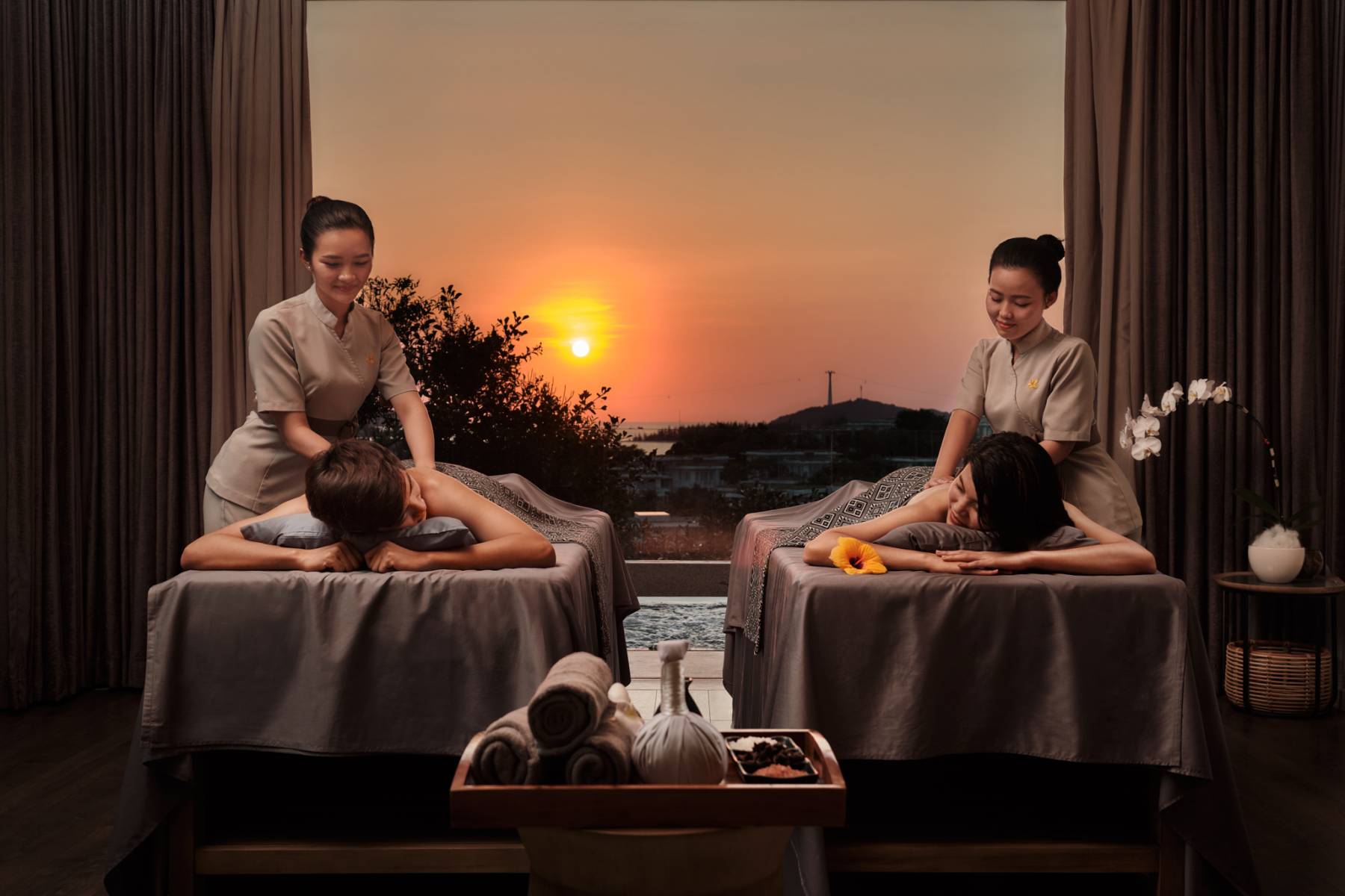 Spa-Couple-Treatment