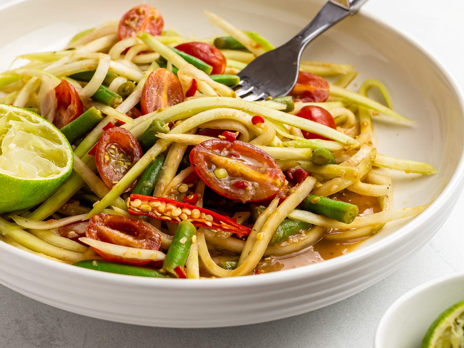 Tam Mak Hoong (Laotian Papaya Salad)