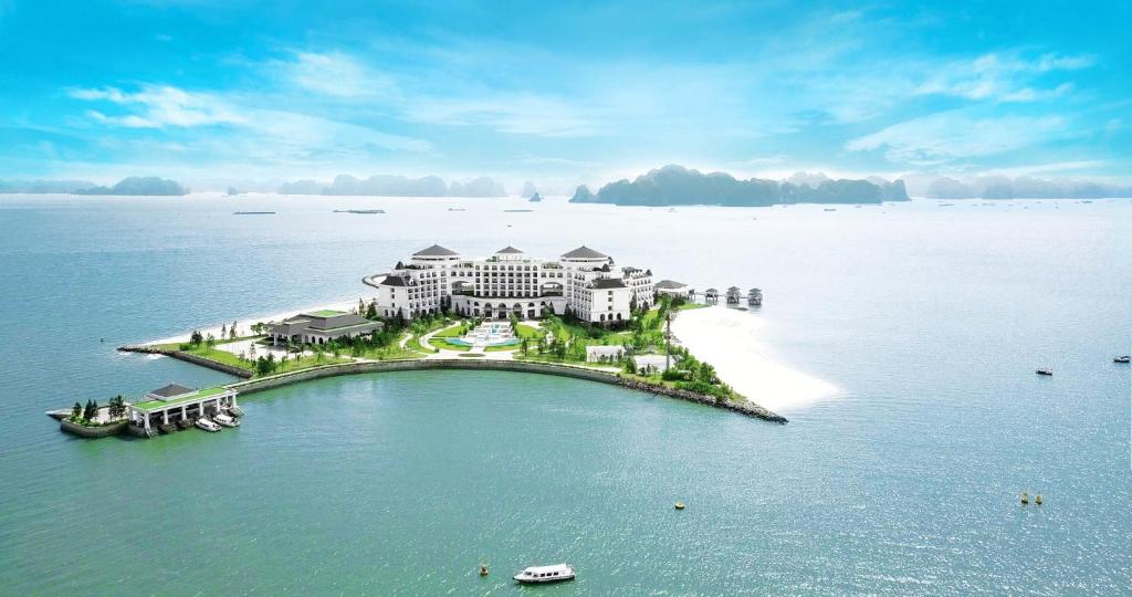 Vinpearl Resort & Spa Ha Long (Quang Ninh)