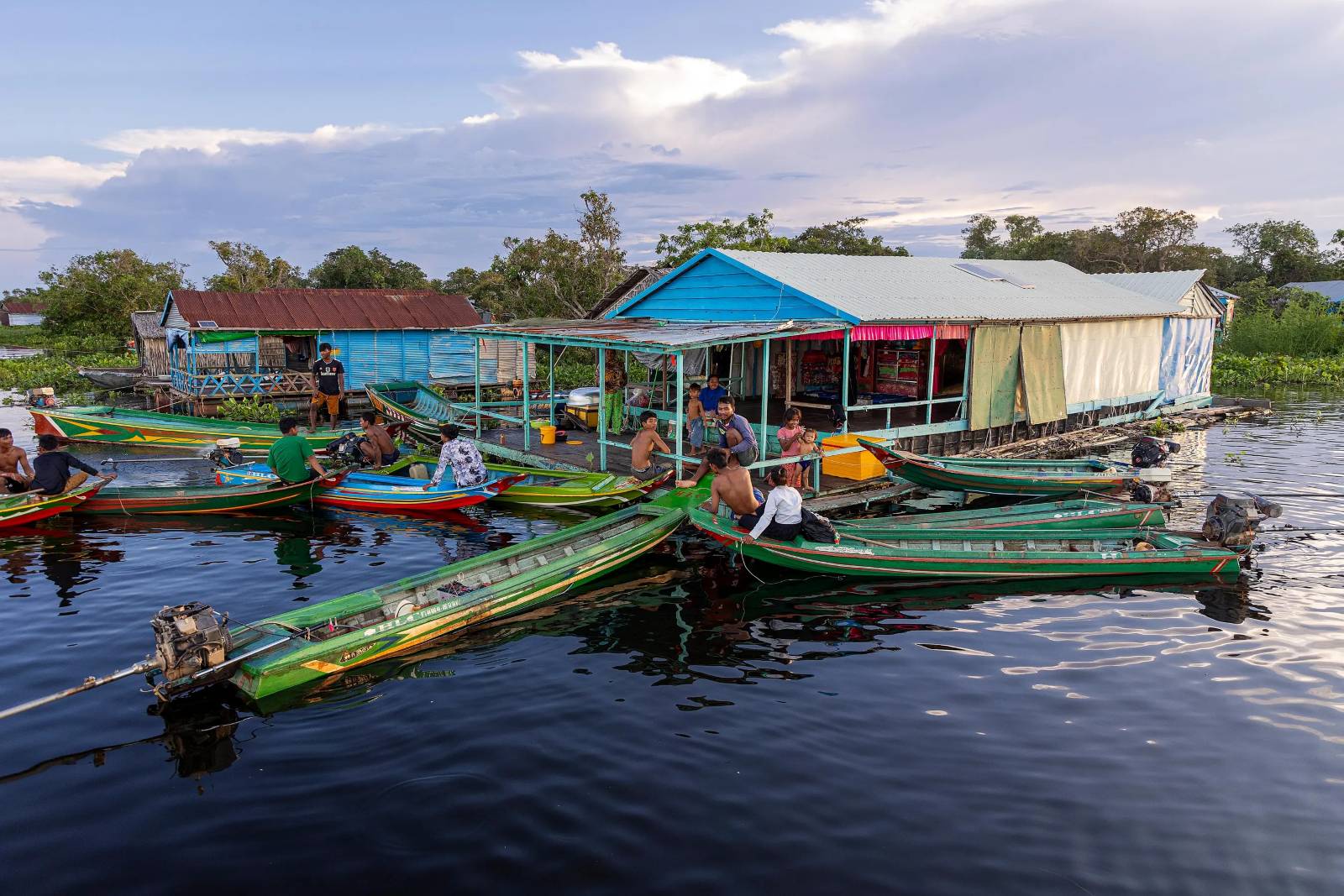 Visiting the floating village on Tonlé Sap Lake