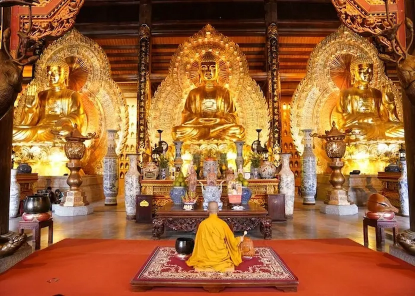 Bai Dinh Pagoda gautama buddha statue