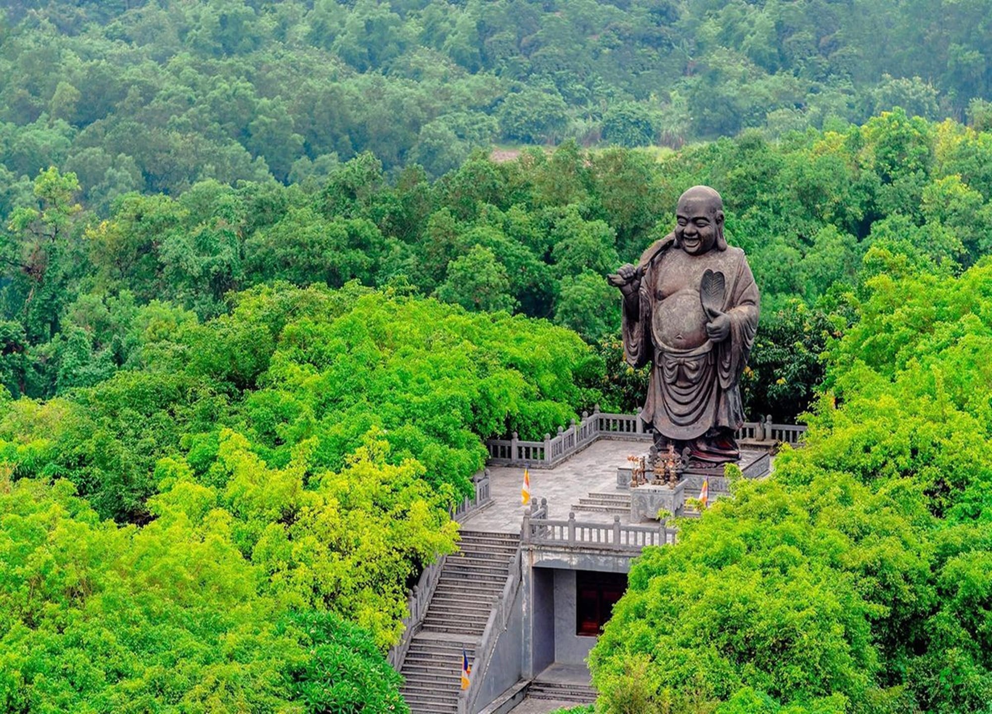 Bai Dinh Pagoda Statue