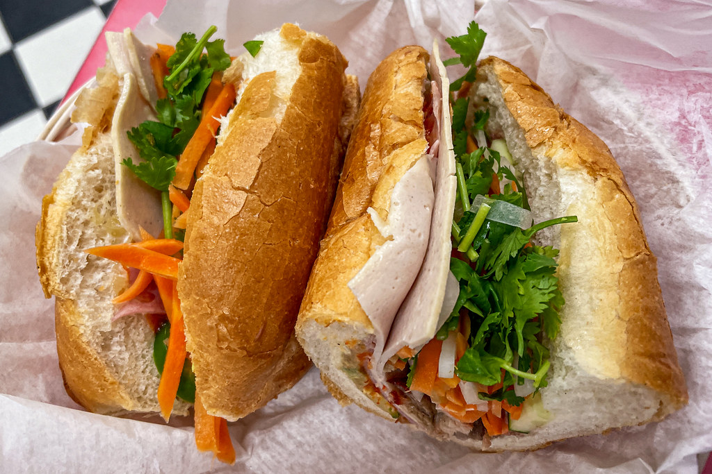 banh mi popular dishes in vietnam | SJourney