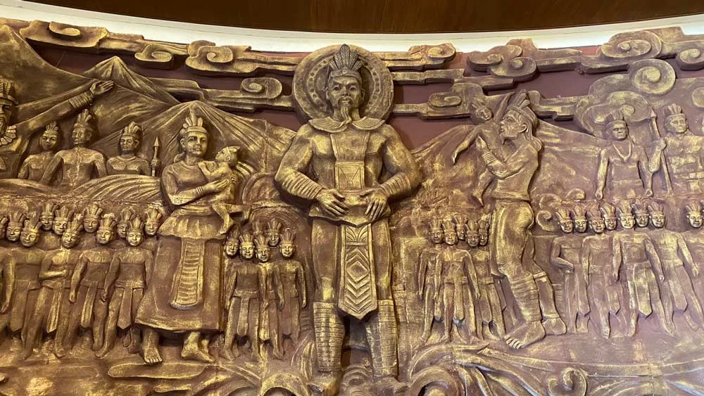Vietnam’s Cultural Heritage: Understanding the Origins of the Vietnamese People 1 vietnamese people