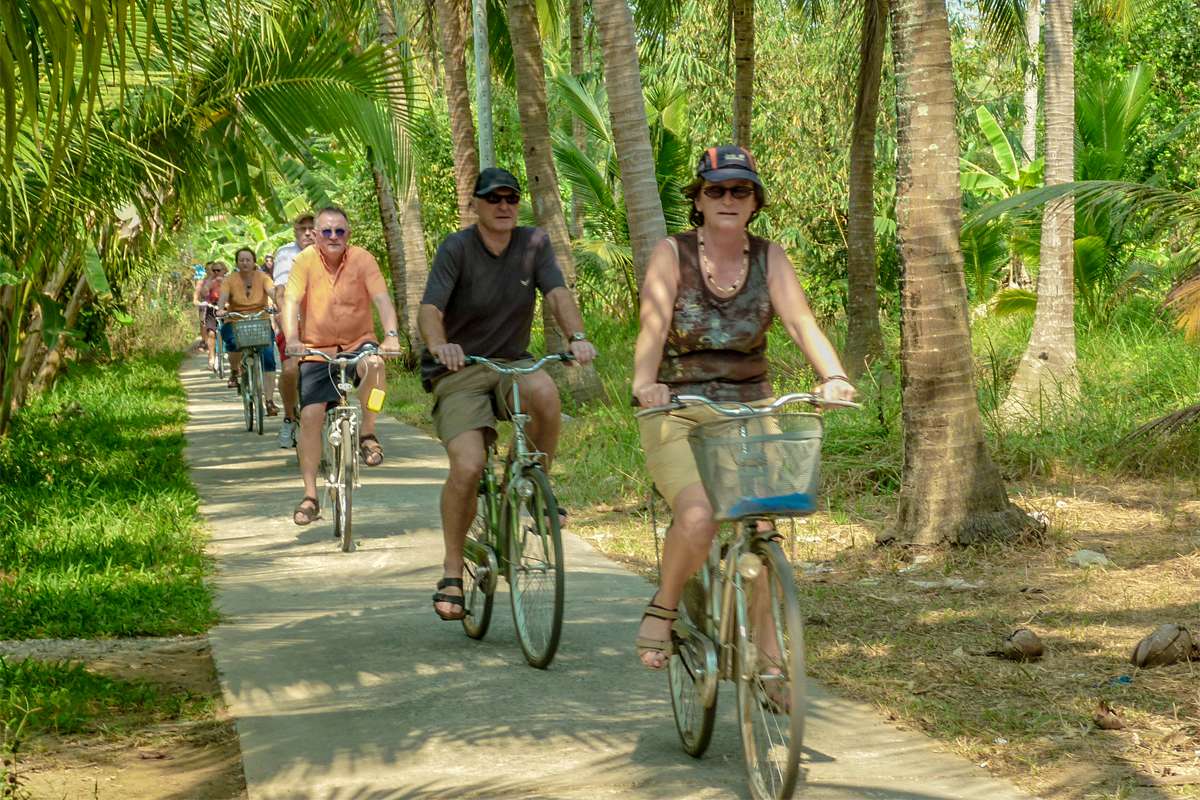 cycling ben tre mekong delta | SJourney