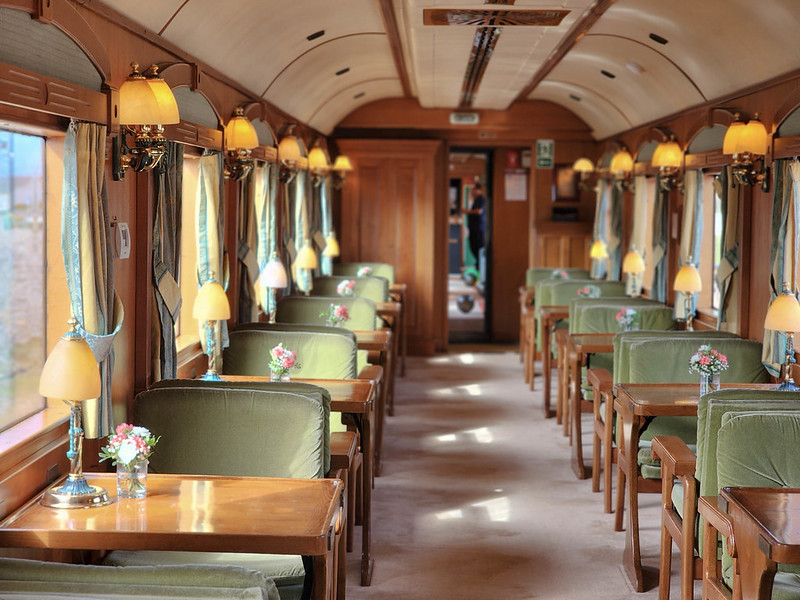 interior-of-spanish-luxury-train