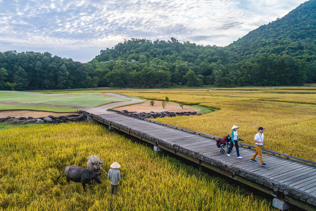 laguna lang co golf course