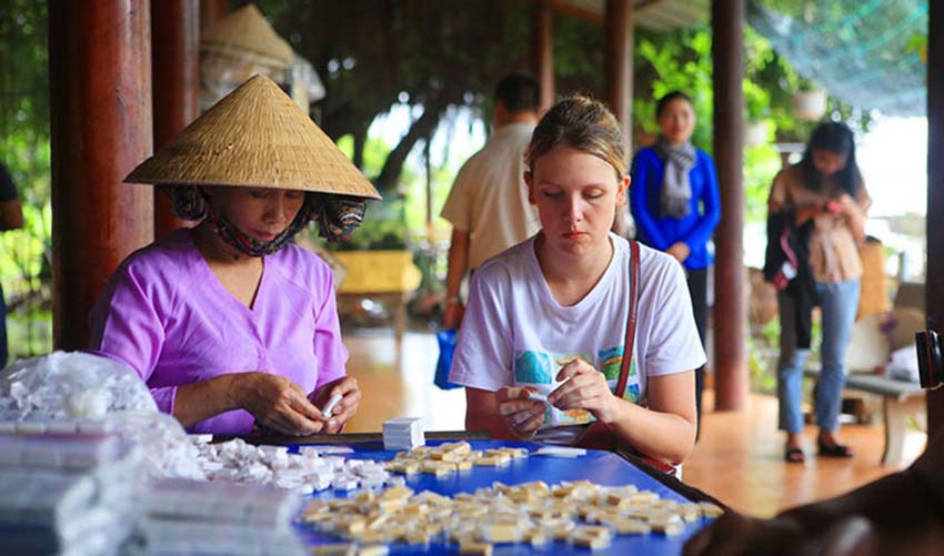 make keo dua Mekong Delta Cai Be Tan Phong | SJourney