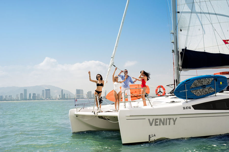 nha-trang-vietnam-luxury-holiday-on-yatch