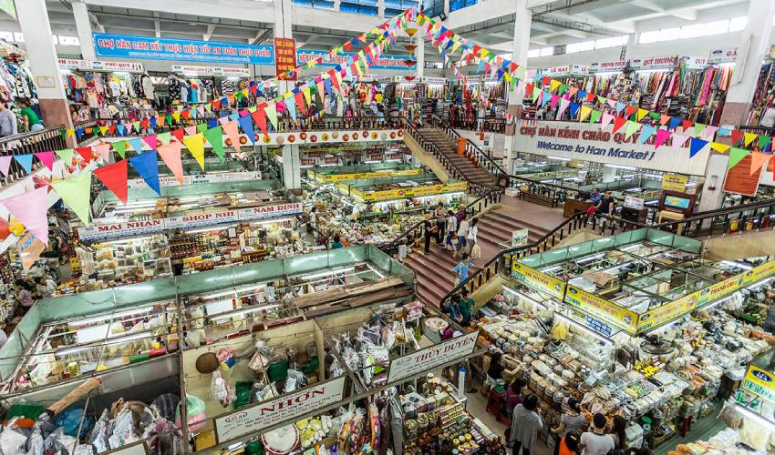 traditional-vietnam-market