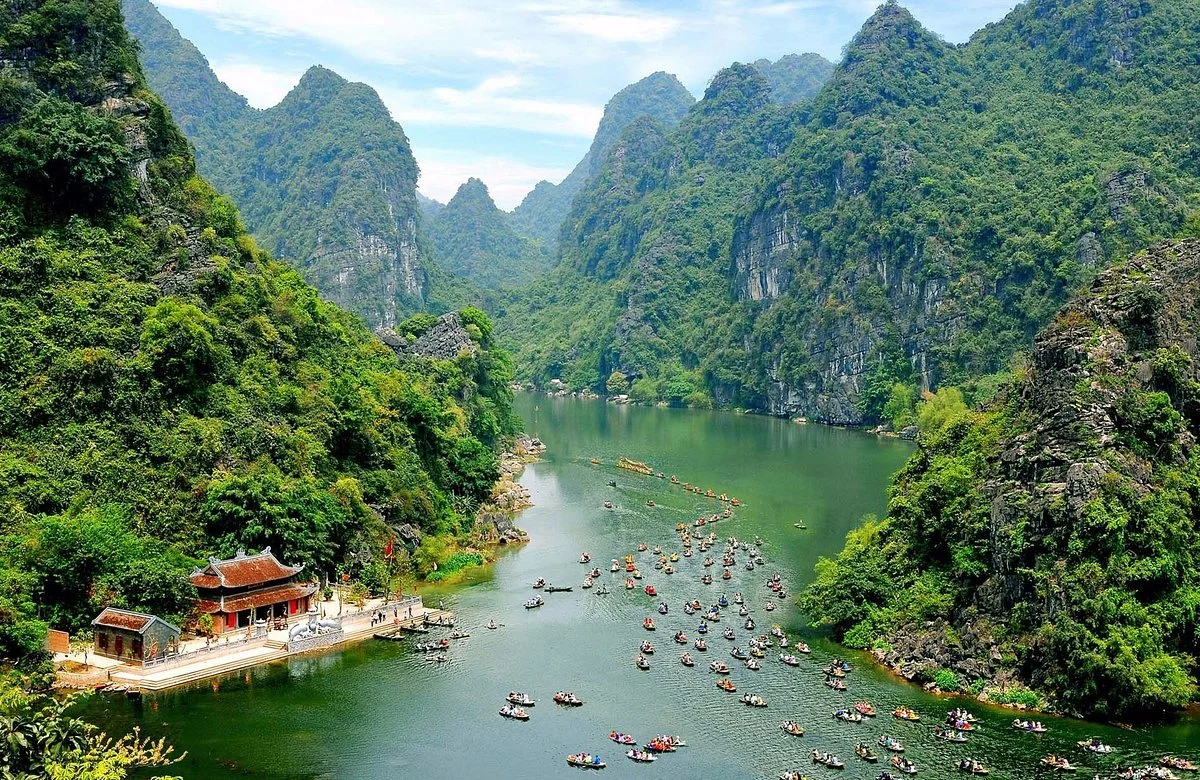 trang an vietnam landscape