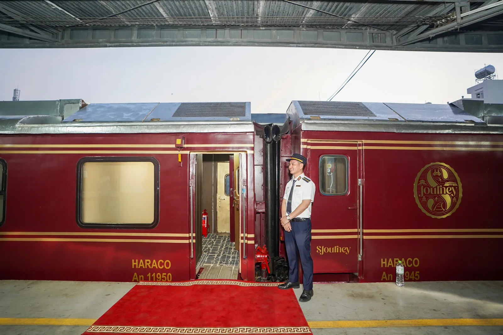Vietnam Luxury Train - The Ultimate Experience For All Tourists 1 welcom on board sjourney