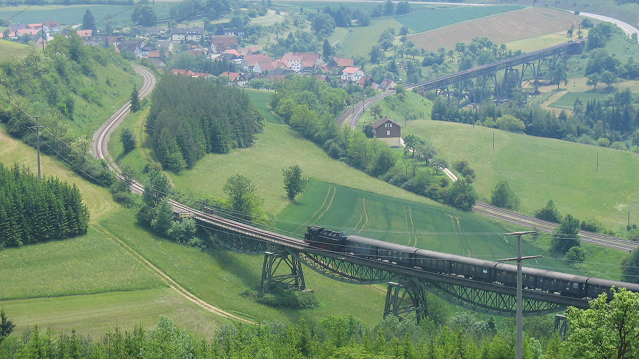 wutach valley railway winding train track